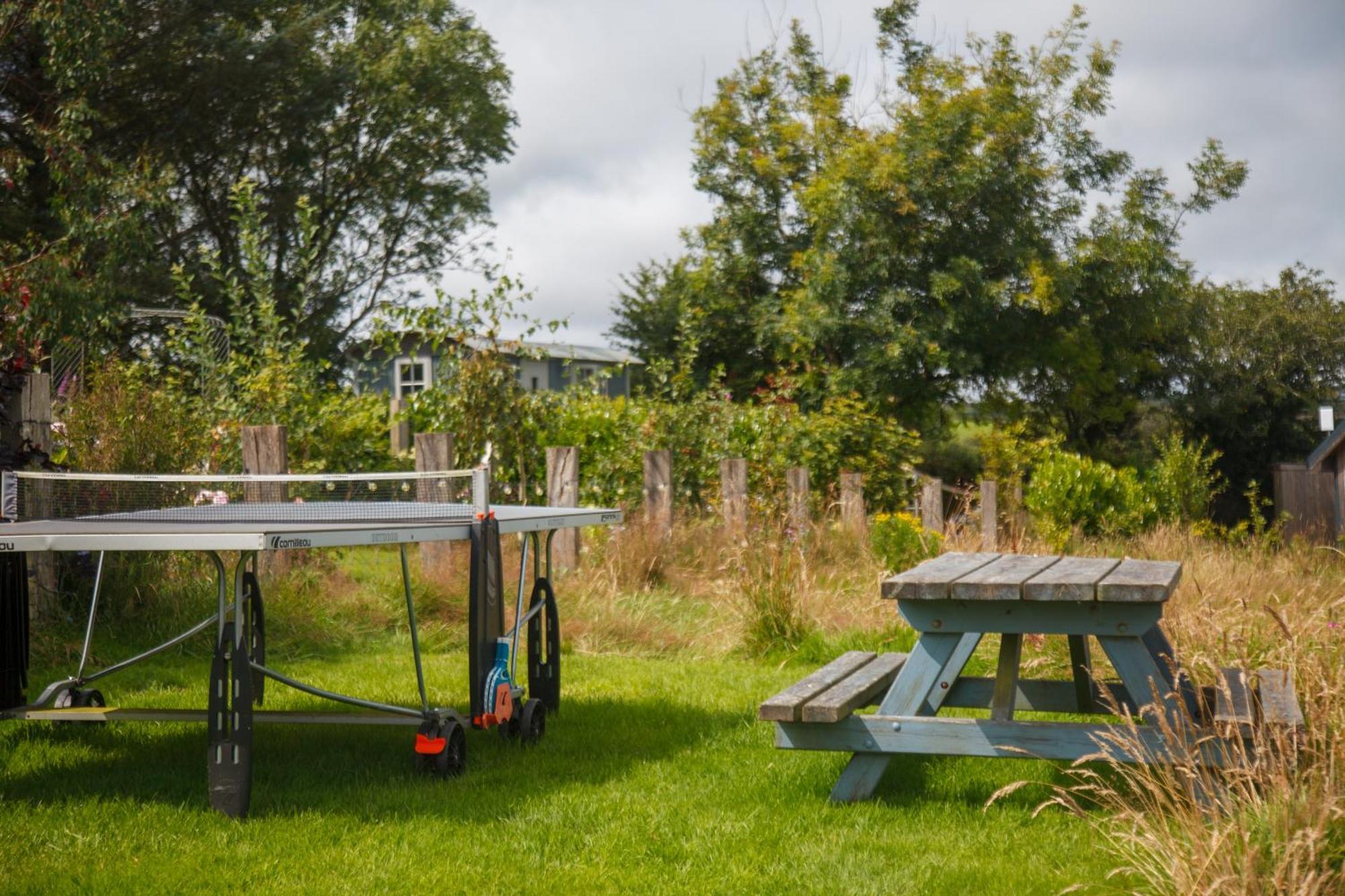 Luxury Shepherd'S Hut On Flower Farm With Outdoor Bath In Mid Cornwall Truro Extérieur photo